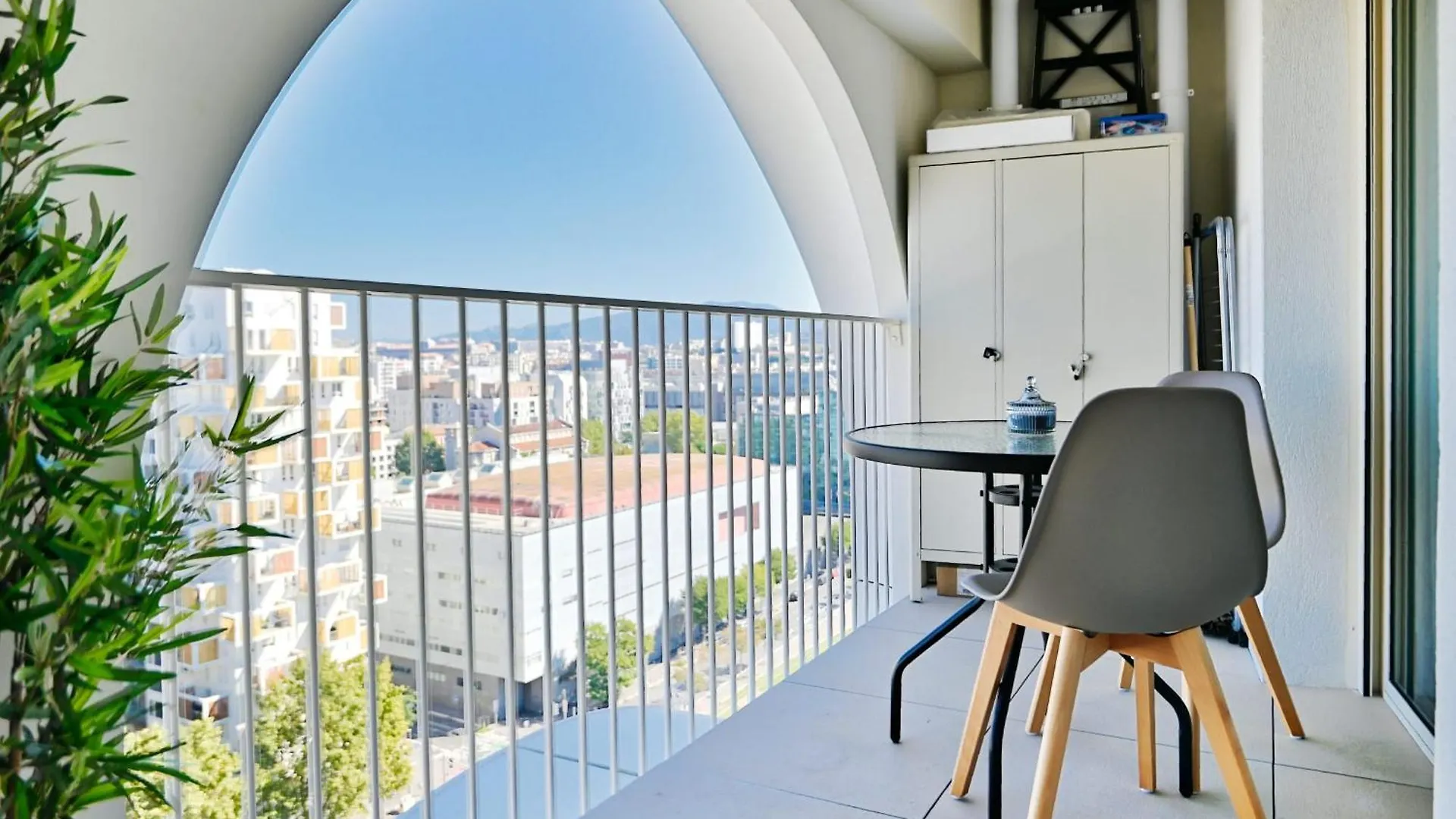 Gaspard Furnished Flat Apartment Marseille