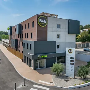 2* Отель La Valentine St Menet